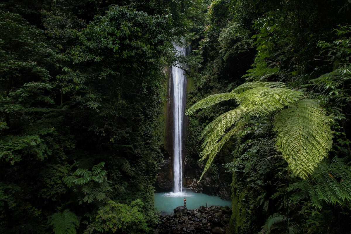 Steaming geothermal hot springs in Valencia